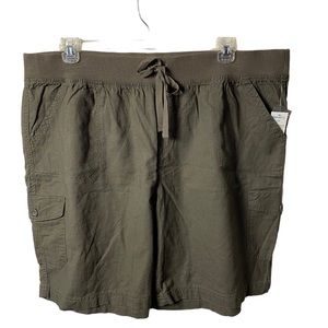 NWT Plus Size Woman's Pull On Short's